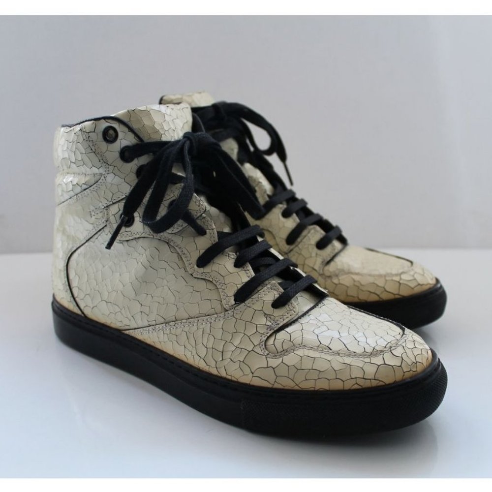 BALENCIAGA Craquelé High-Top Calfskin Leather Sneaker Off White Size FR 37
